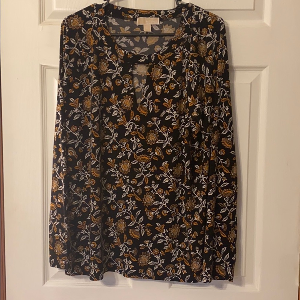 Keyhole blouse